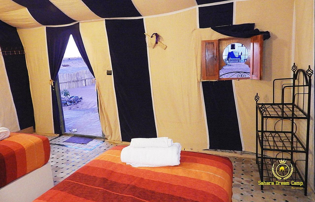 Готель Luxury Sahara Dream Camp Мерзуга Екстер'єр фото