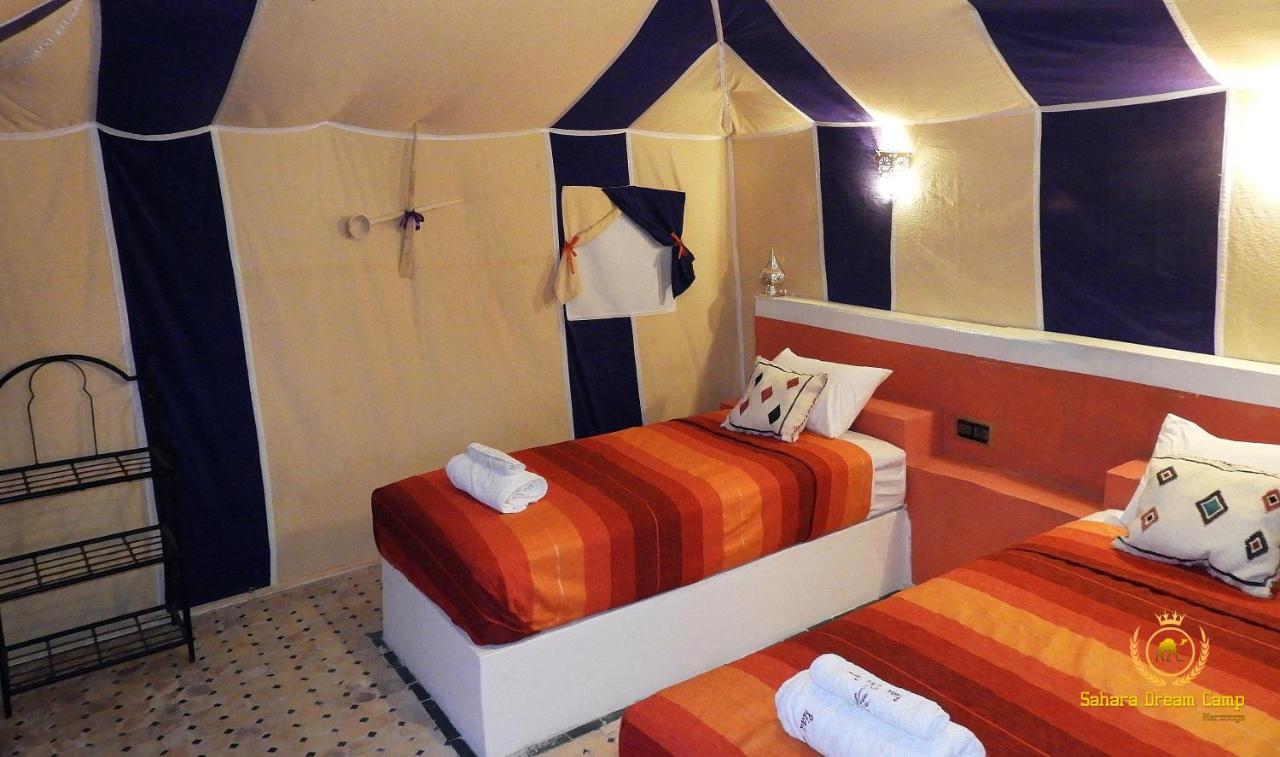 Готель Luxury Sahara Dream Camp Мерзуга Екстер'єр фото